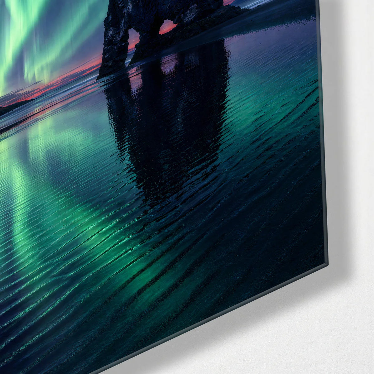 Light above the Arch — corner detail of glass wall art